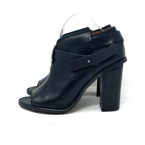 SixtySeven Lillian Shooties